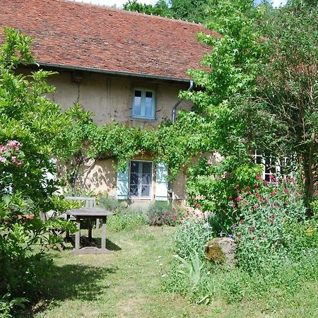 La Tour Panzió Marcilly-la-Gueurce Kültér fotó