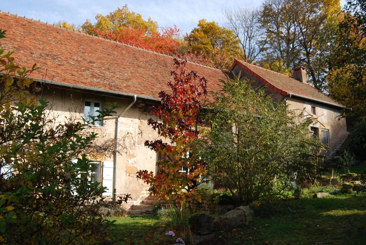 La Tour Panzió Marcilly-la-Gueurce Kültér fotó